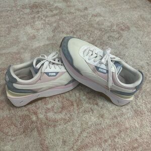 Puma Women's White and Pink Sneakers